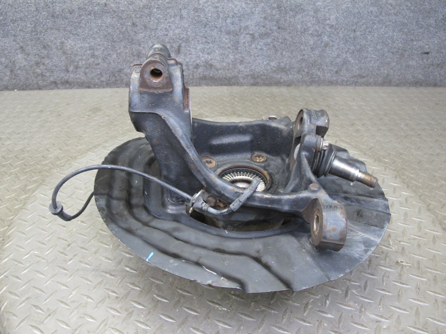 11-17 BMW F25 X3 AWD Front Right Spindle Knuckle Wheel Hub Bearing 6855954 OEM