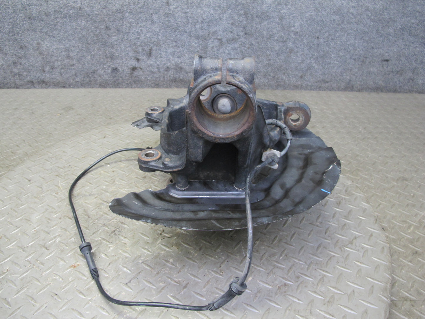 11-17 BMW F25 X3 AWD Front Right Spindle Knuckle Wheel Hub Bearing 6855954 OEM
