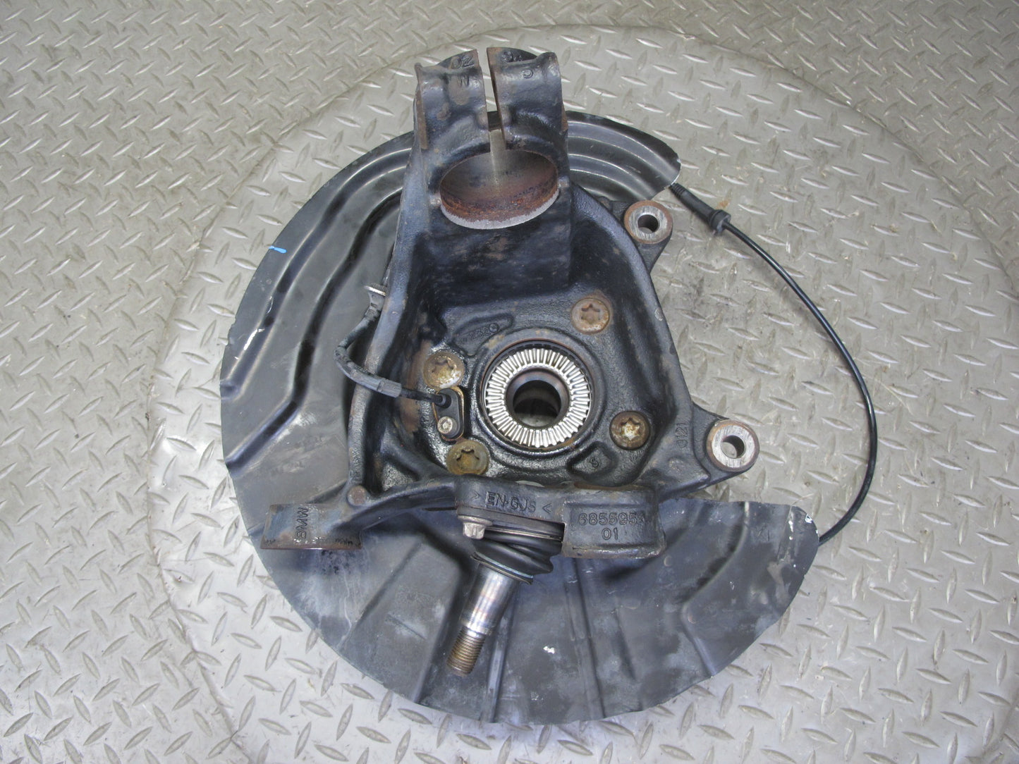 11-17 BMW F25 X3 AWD Front Right Spindle Knuckle Wheel Hub Bearing 6855954 OEM