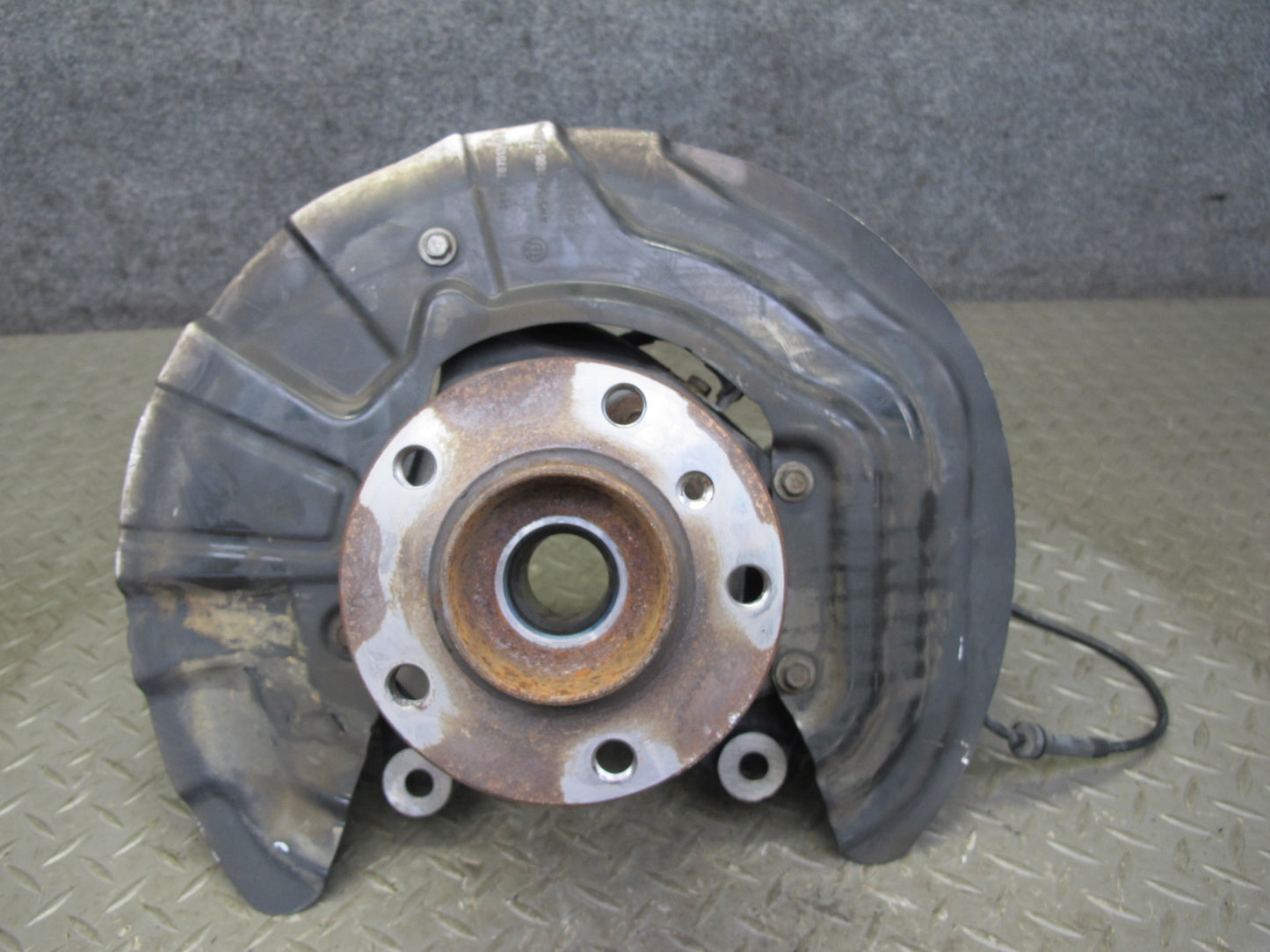 11-17 BMW F25 X3 AWD Front Left Spindle Knuckle Wheel Hub Bearing 6855953 OEM