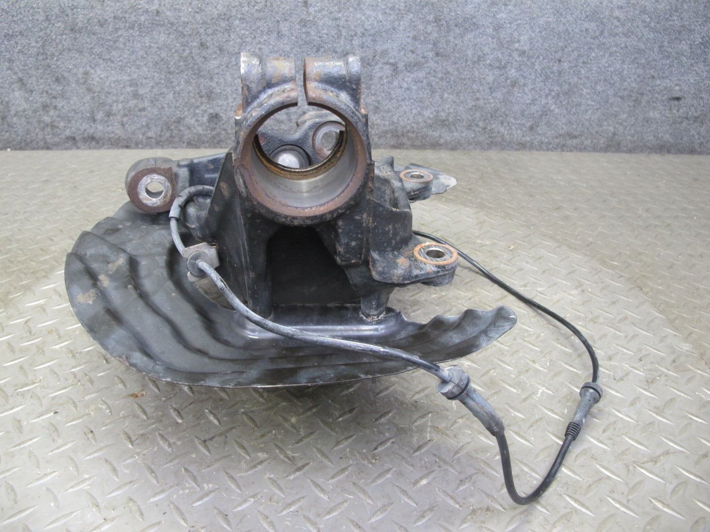 11-17 BMW F25 X3 AWD Front Left Spindle Knuckle Wheel Hub Bearing 6855953 OEM