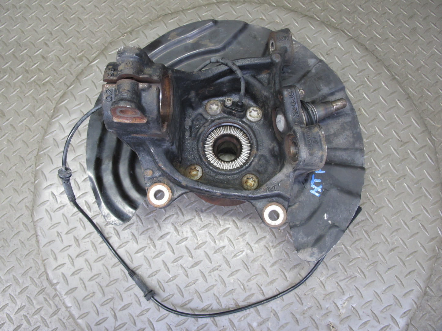 11-17 BMW F25 X3 AWD Front Left Spindle Knuckle Wheel Hub Bearing 6855953 OEM