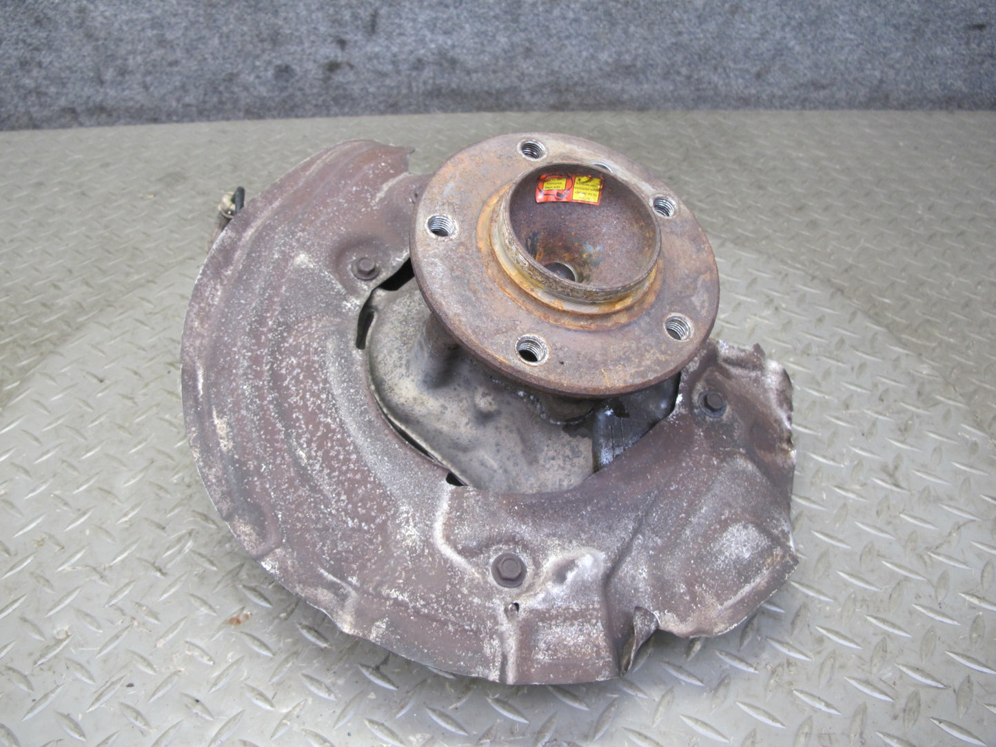 08-13 BMW E82 E88 135i RWD Front Left Spindle Knuckle Wheel Hub Bearing OEM