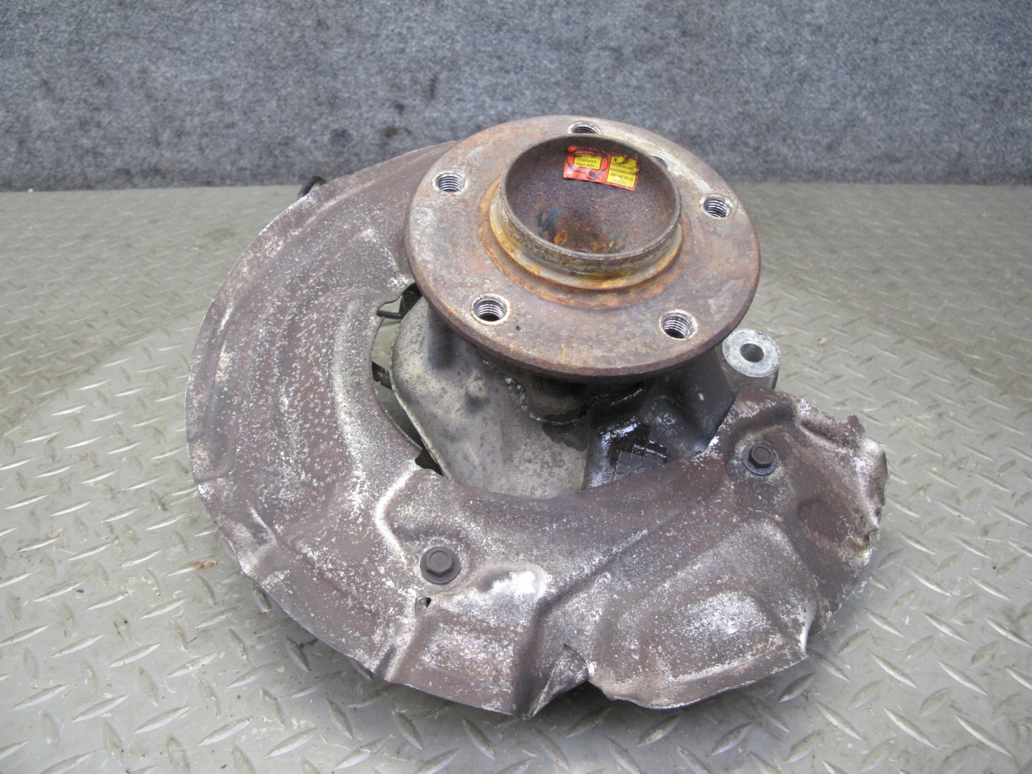 08-13 BMW E82 E88 135i RWD Front Left Spindle Knuckle Wheel Hub Bearing OEM