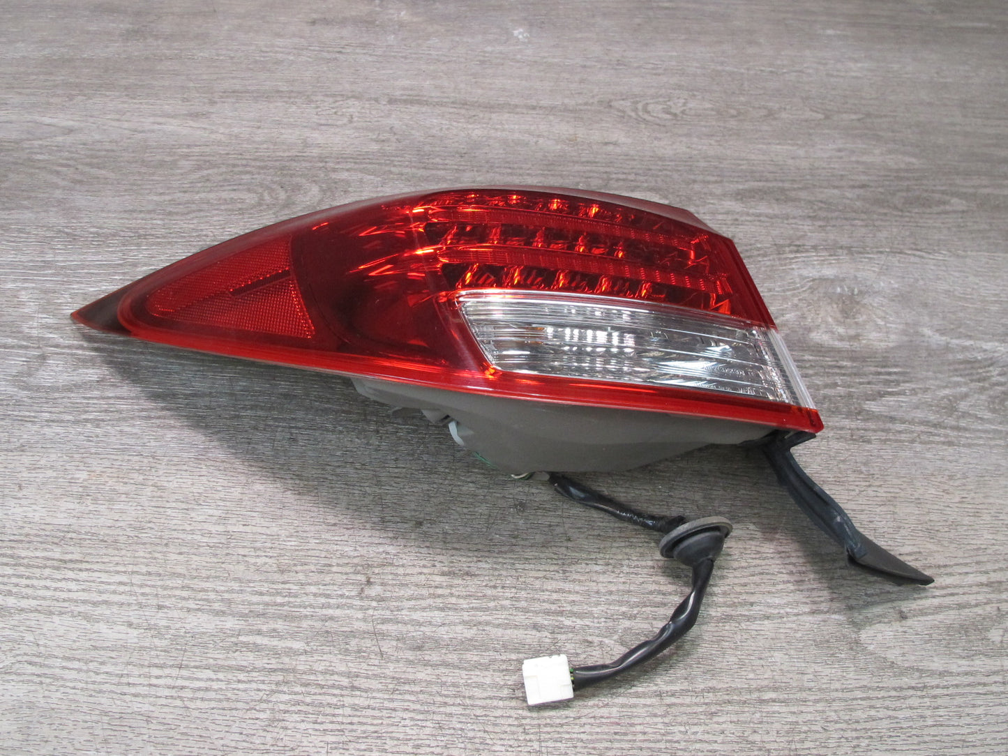 10-13 Lexus IS350 IS250 Convertible Rear Left Side Outer Tail Light Lamp OEM