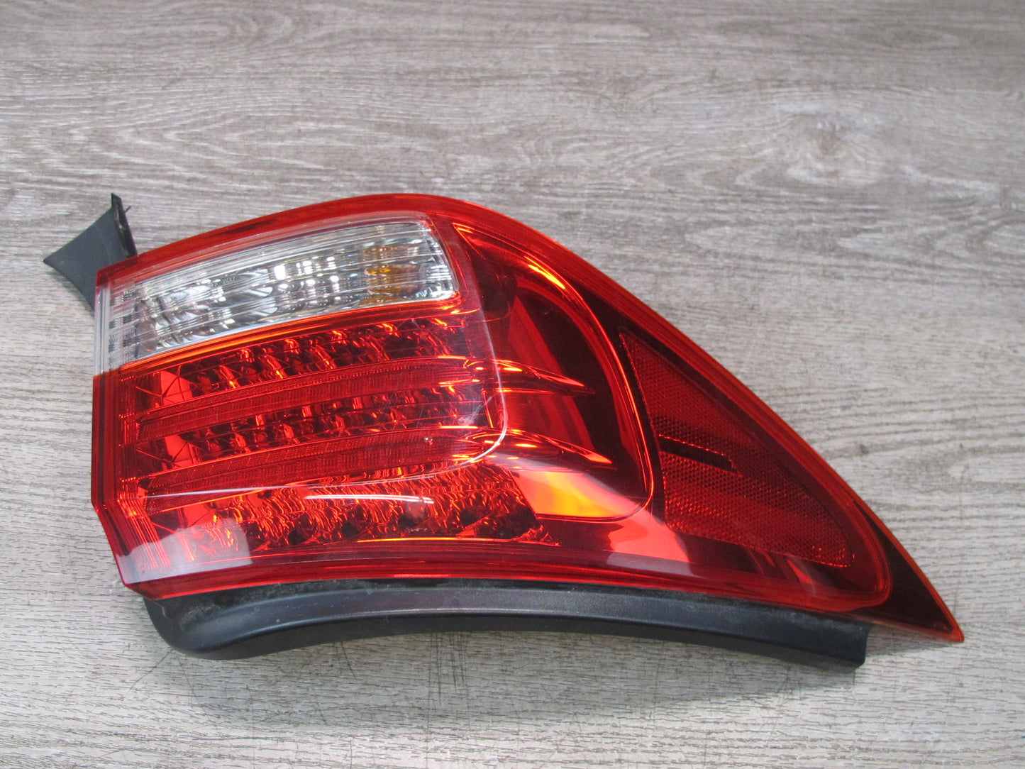 10-13 Lexus IS350 IS250 Convertible Rear Left Side Outer Tail Light Lamp OEM