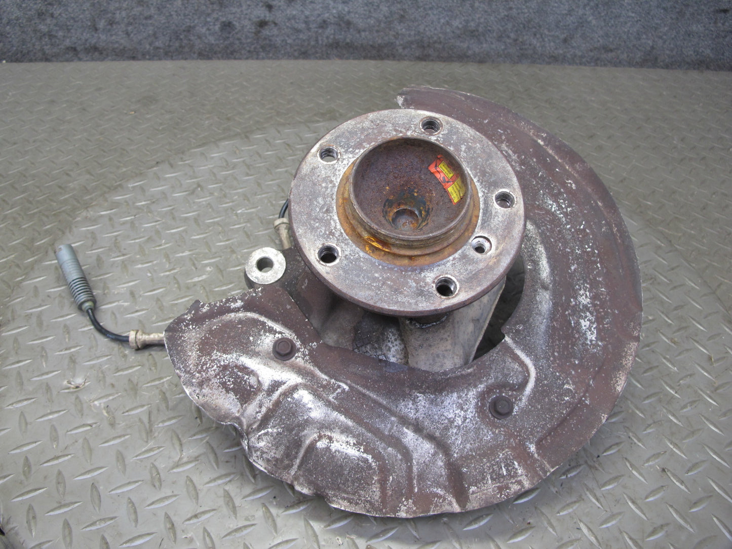08-13 BMW E82 E88 135i RWD Front Righft Spindle Knuckle Wheel Hub Bearing OEM