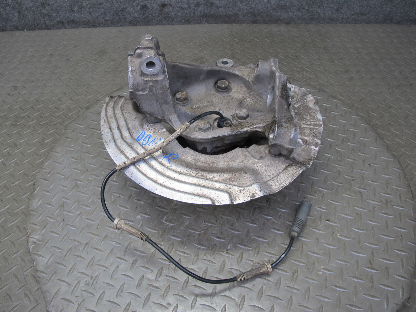 08-13 BMW E82 E88 135i RWD Front Righft Spindle Knuckle Wheel Hub Bearing OEM