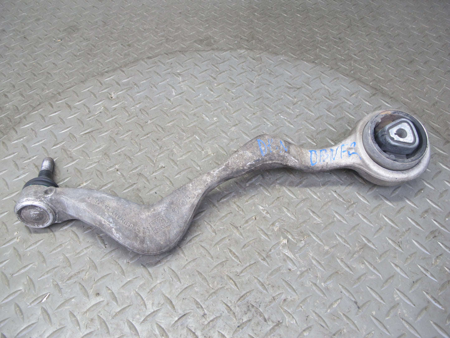 08-13 BMW E82 E88 135i RWD Set of 2 Front Right Suspension Control Arm OEM