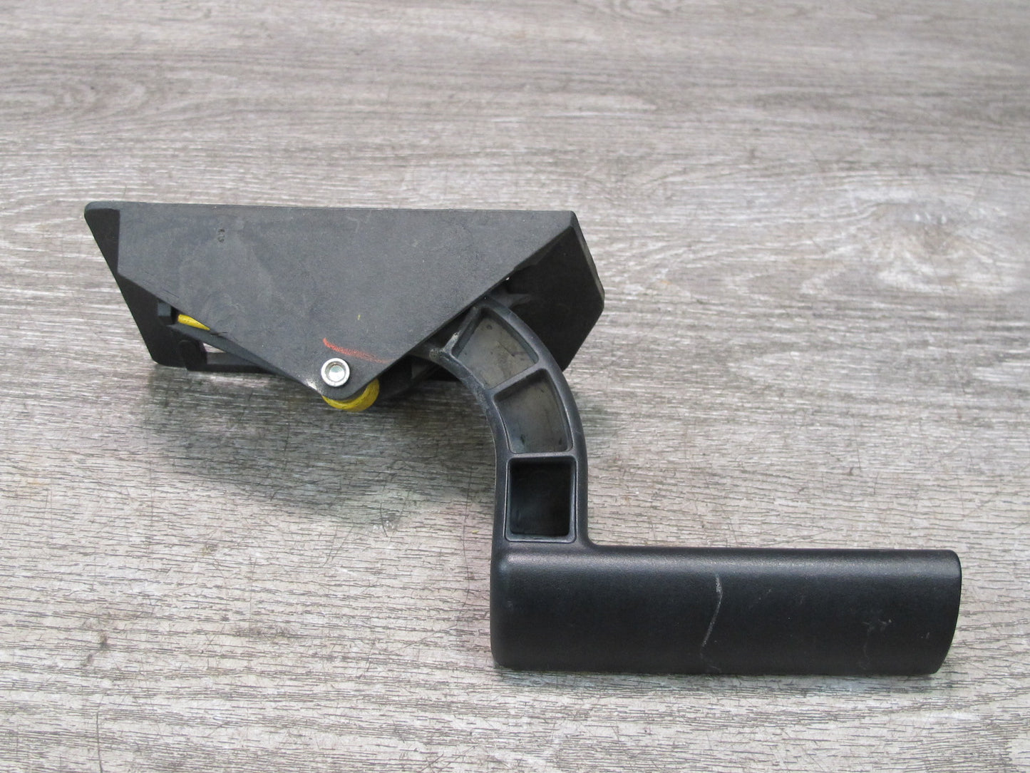 2003-2007 Hummer H2 Rear Right Passenger Side Door Interior Handle