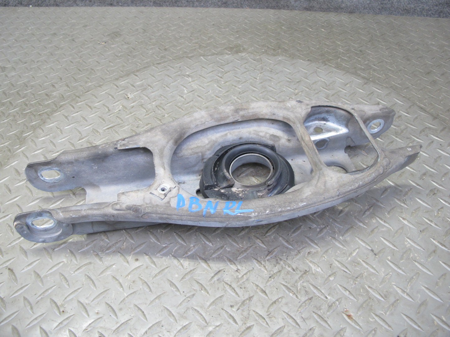 08-13 BMW E82 E88 135i Set of 5 Rear Left Suspension Control Arm OEM