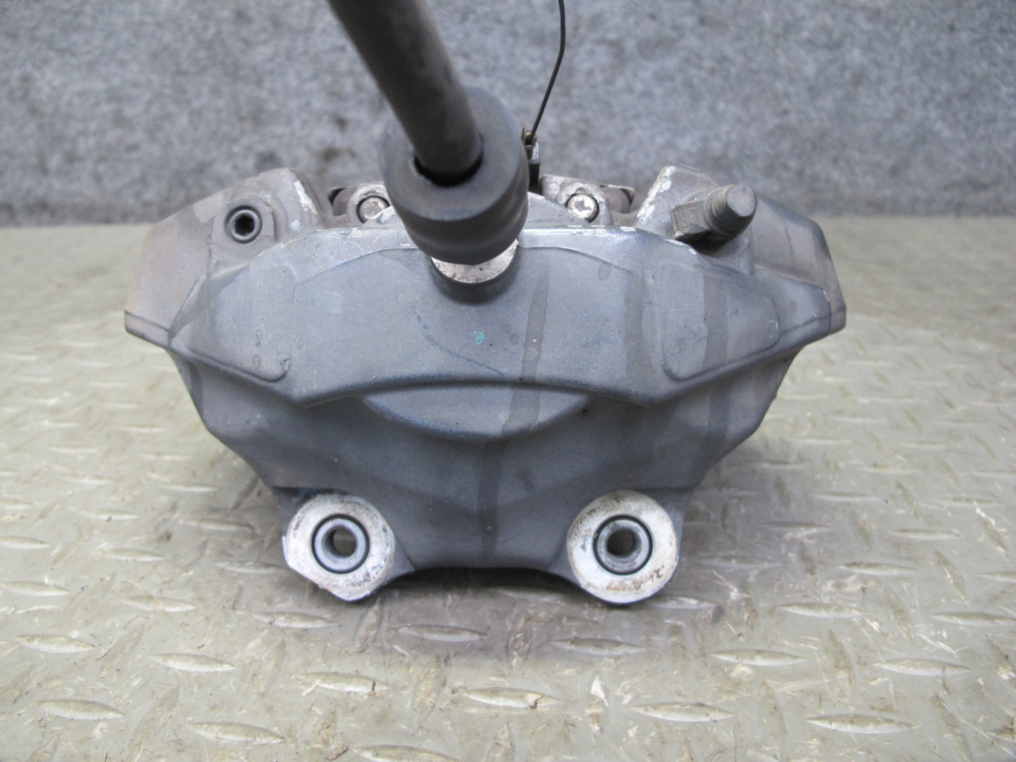 08-13 BMW E82 E88 135i RWD Set of 2 Rear Left & Right Brake Caliper Brembo OEM