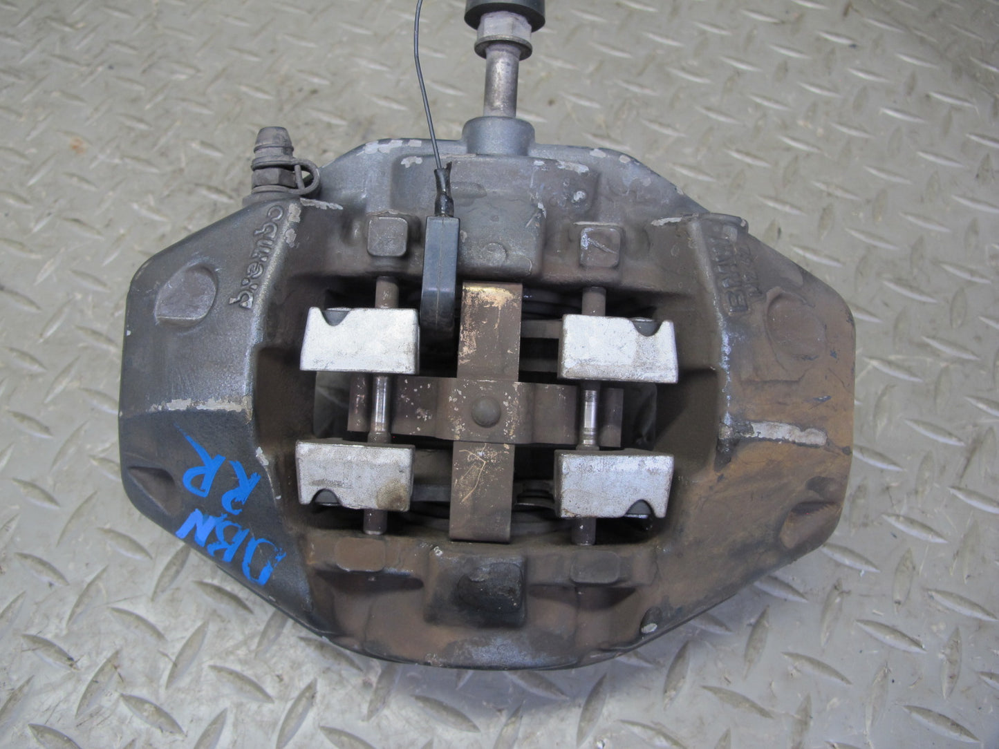 08-13 BMW E82 E88 135i RWD Set of 2 Rear Left & Right Brake Caliper Brembo OEM