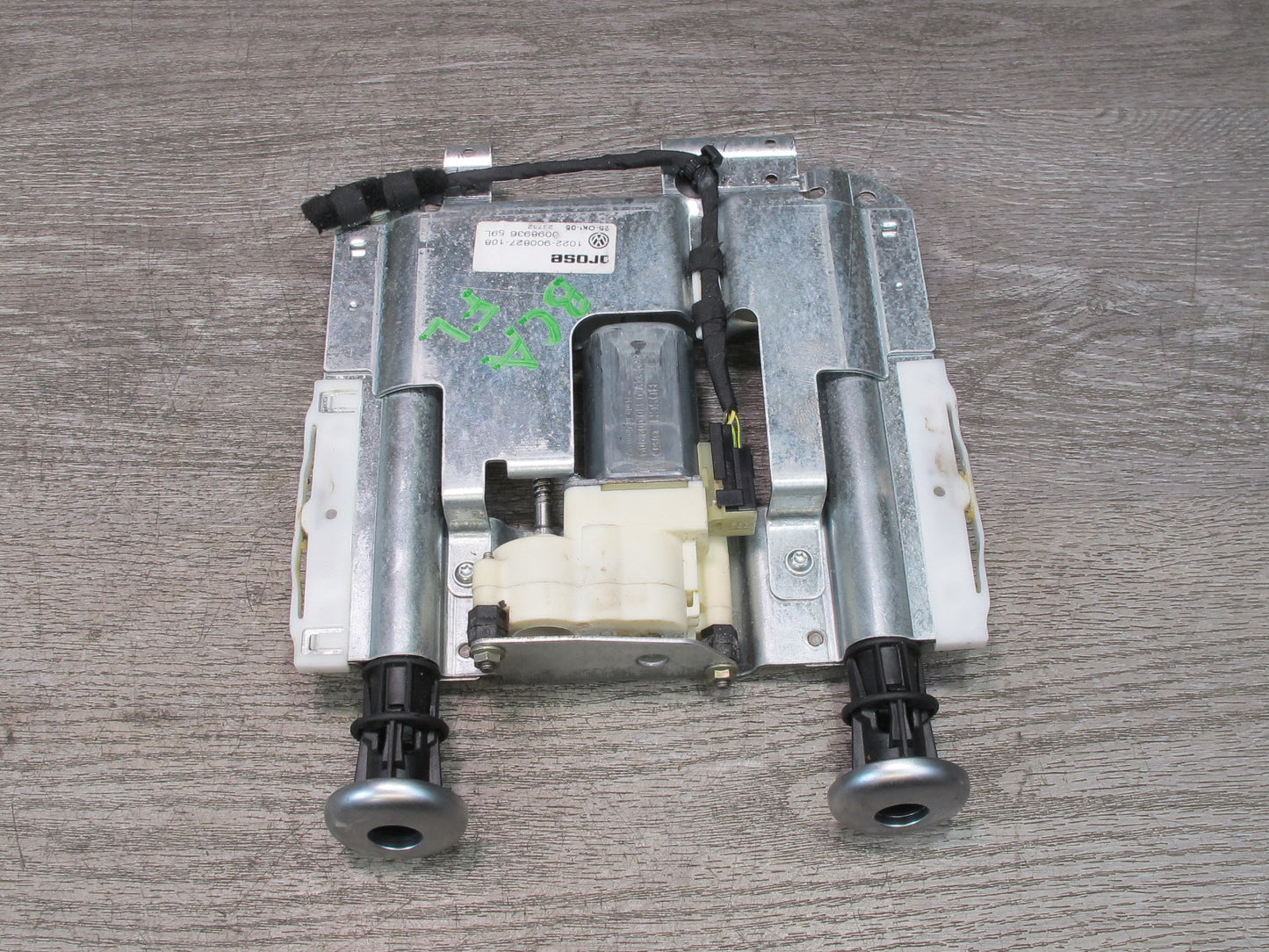 06-12 Bentley Continental Flying Spur Front Left Seat Motor Lumbar Control Set