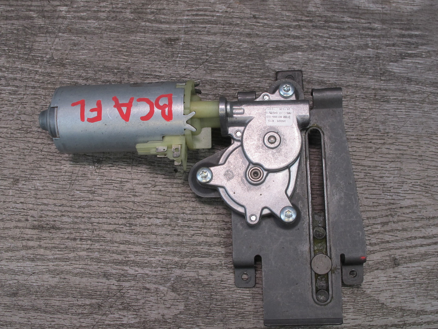 06-12 Bentley Continental Flying Spur Front Left Seat Motor Lumbar Control Set
