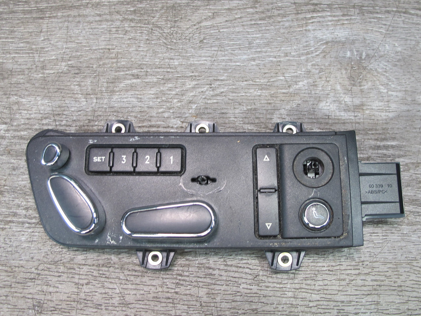 2006-2012 Bentley Continental Flying Spur Front Right Seat Adjust Control Switch