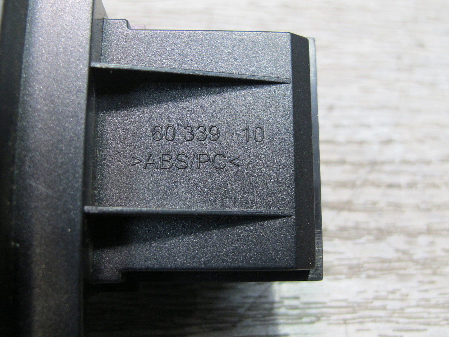 2006-2012 Bentley Continental Flying Spur Front Right Seat Adjust Control Switch