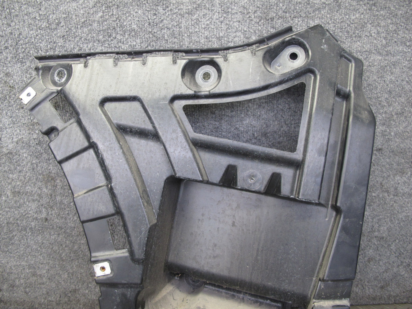 11-14 BMW F25 X3 Set of 4 Rear Left & Right Bumper Mount Bracket Support OEM