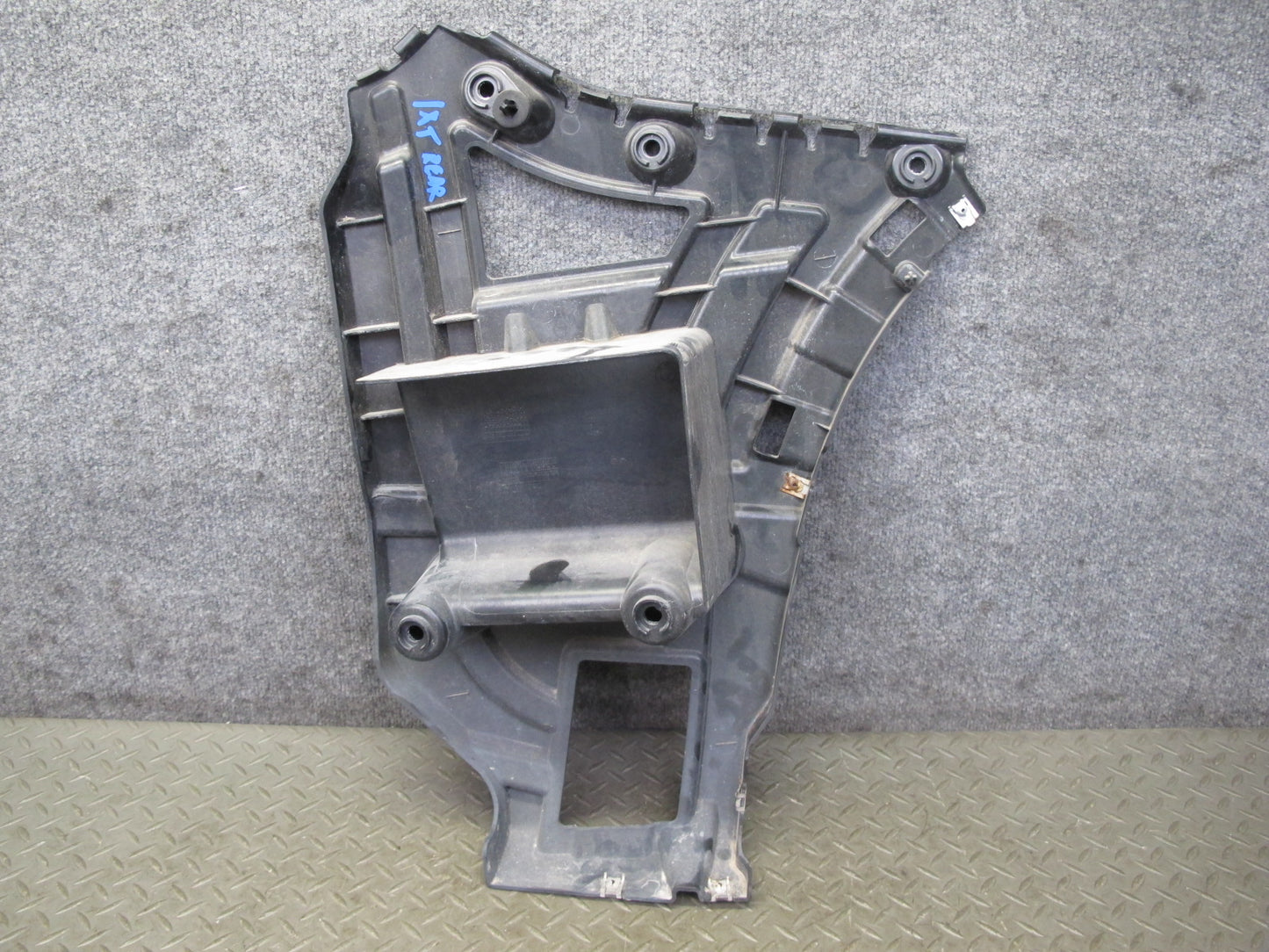 11-14 BMW F25 X3 Set of 4 Rear Left & Right Bumper Mount Bracket Support OEM
