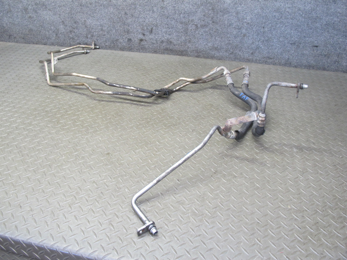 13-16 Audi S4 B8 Automatic Transmission Oil Cooler Hose Pipe Line Set OEM