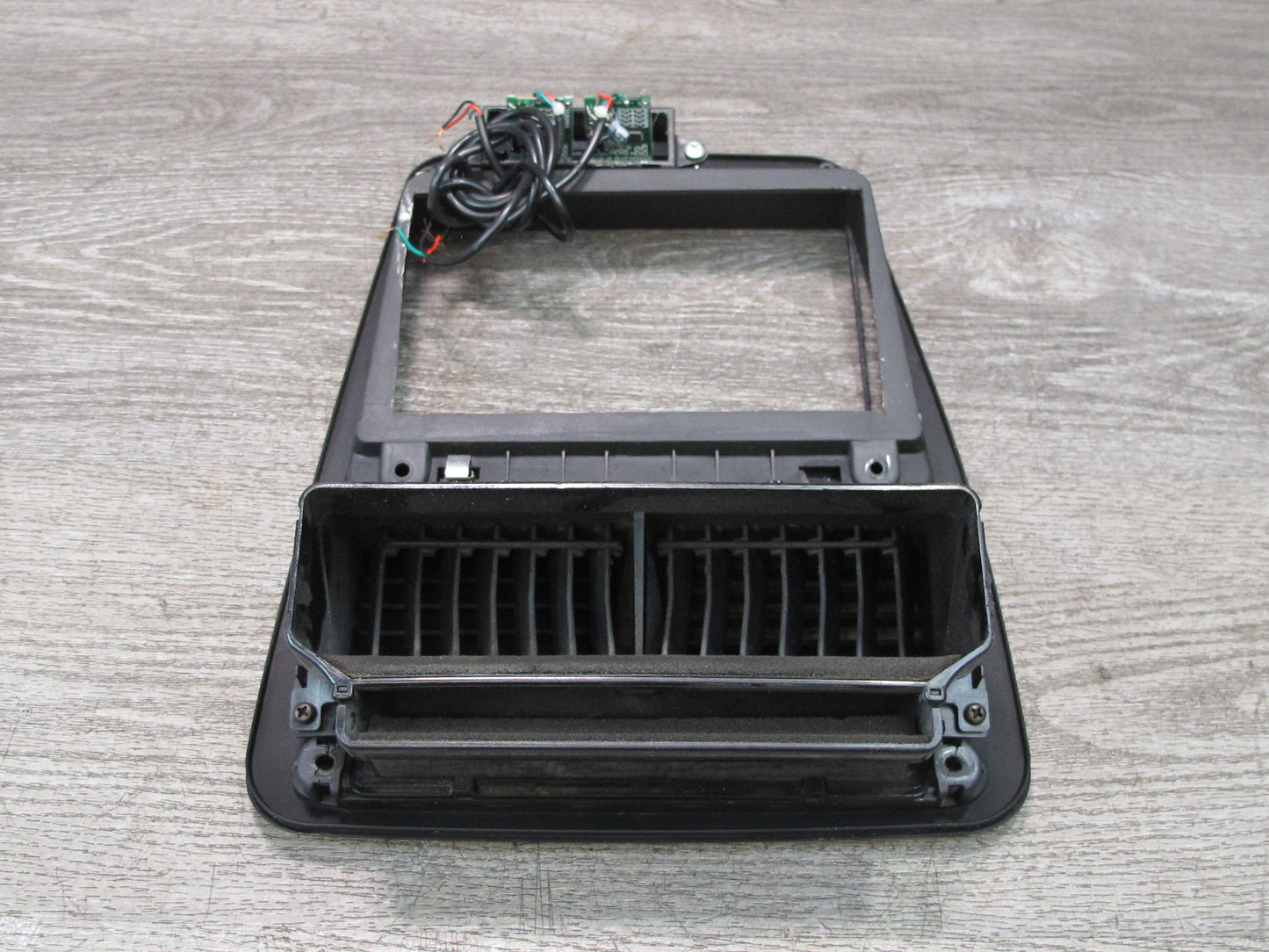 90-91 Nissan Z32 300ZX Dash Center Radio Climate Trim Panel Air Vent w Clock OEM