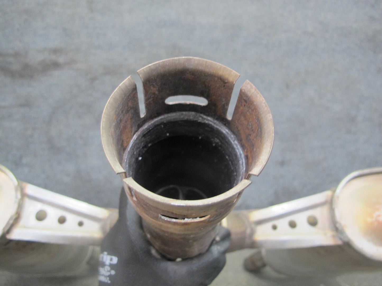 95-97 Toyota Celsior Lexus LS400 UCF20 Center Exhaust Muffler Dual Pipe OEM