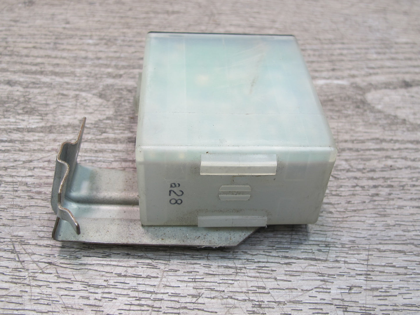 90-96 Nissan Z32 300ZX Antenna Relay Control Module Unit OEM