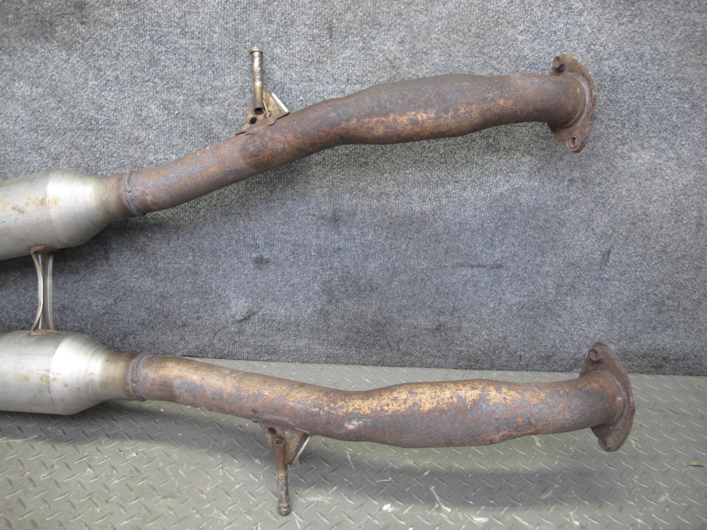 02-10 Lexus Z40 SC430 Center Exhaust Pipe OEM