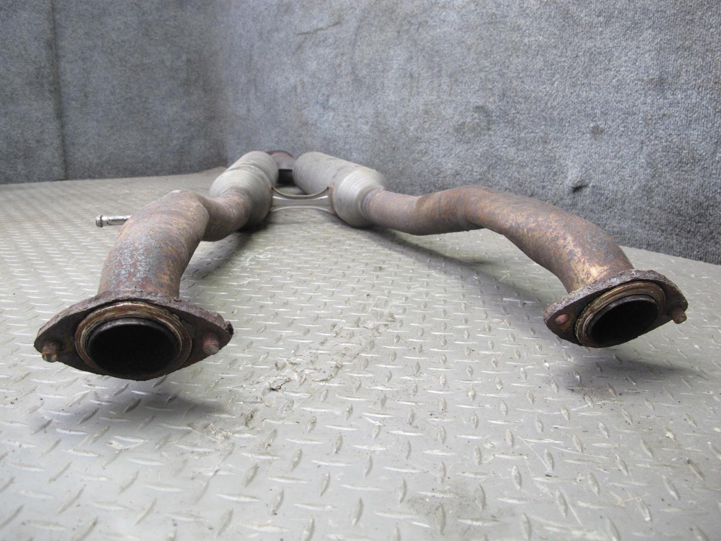 02-10 Lexus Z40 SC430 Center Exhaust Pipe OEM