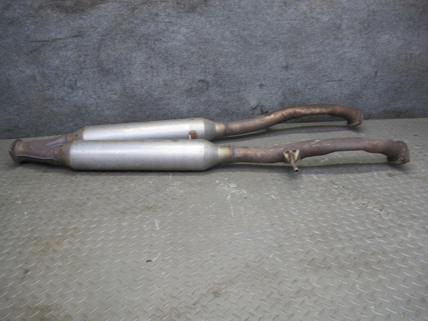 02-10 Lexus Z40 SC430 Center Exhaust Pipe OEM