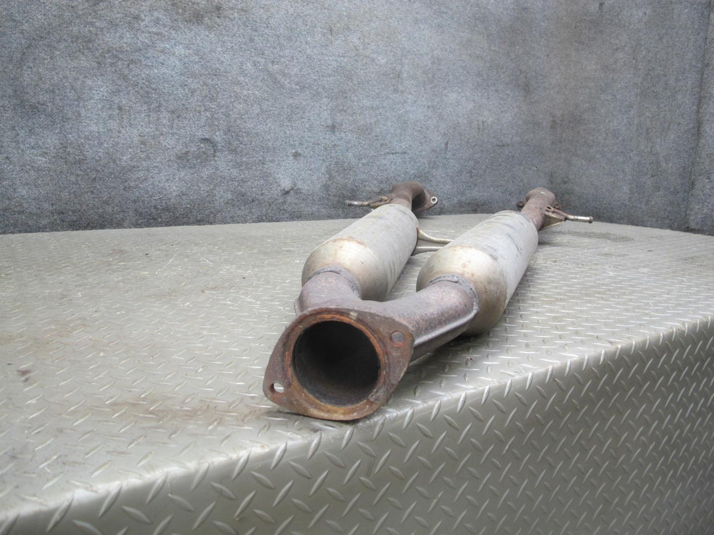 02-10 Lexus Z40 SC430 Center Exhaust Pipe OEM