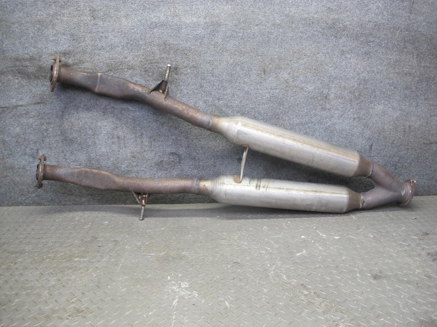 02-10 Lexus Z40 SC430 Center Exhaust Pipe OEM