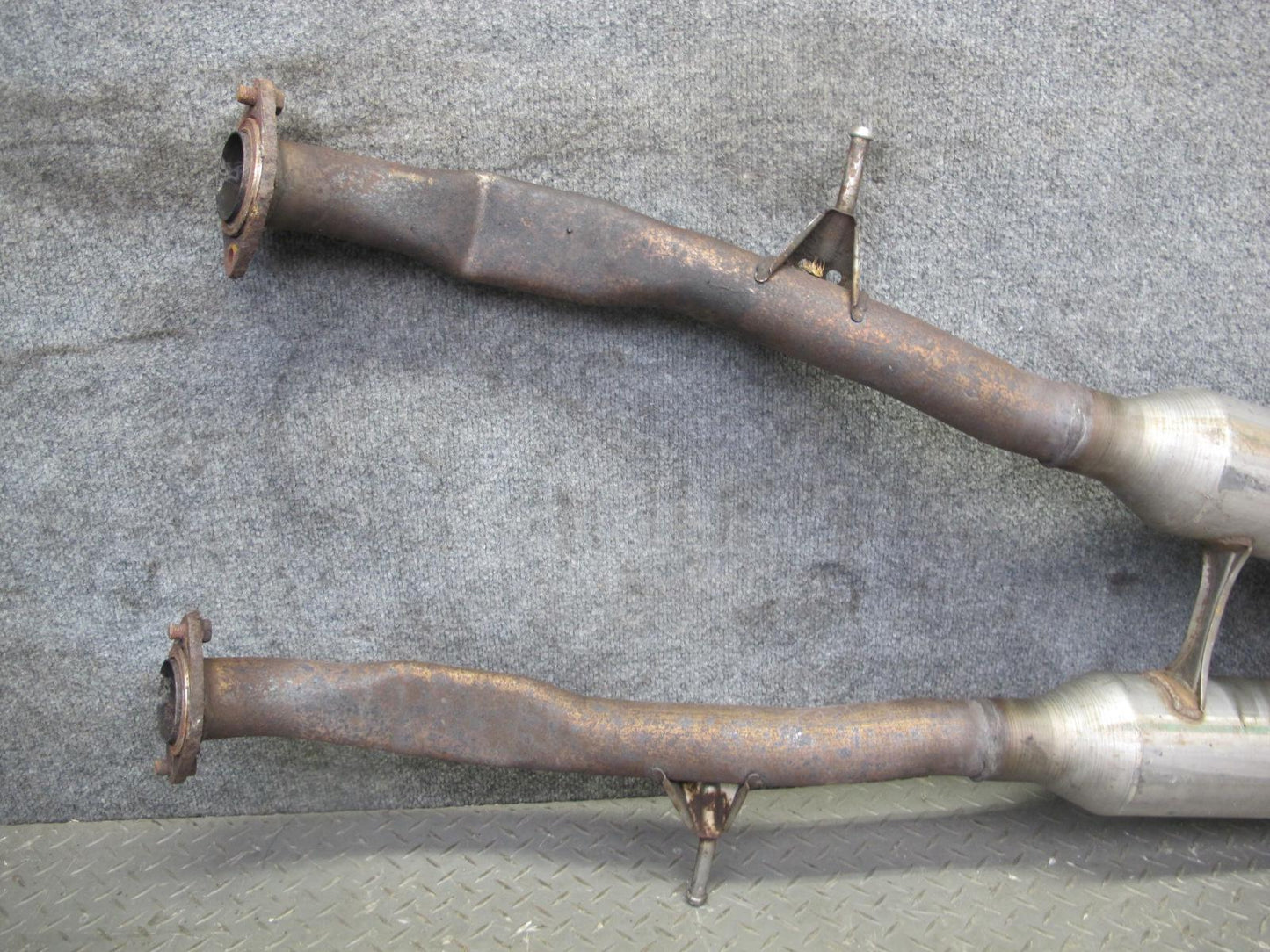 02-10 Lexus Z40 SC430 Center Exhaust Pipe OEM