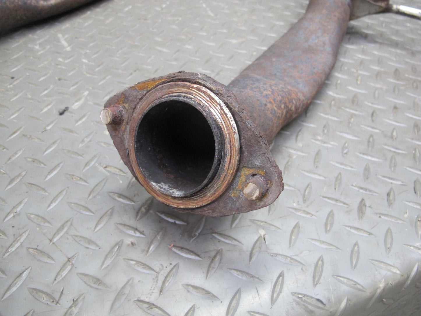 02-10 Lexus Z40 SC430 Center Exhaust Pipe OEM