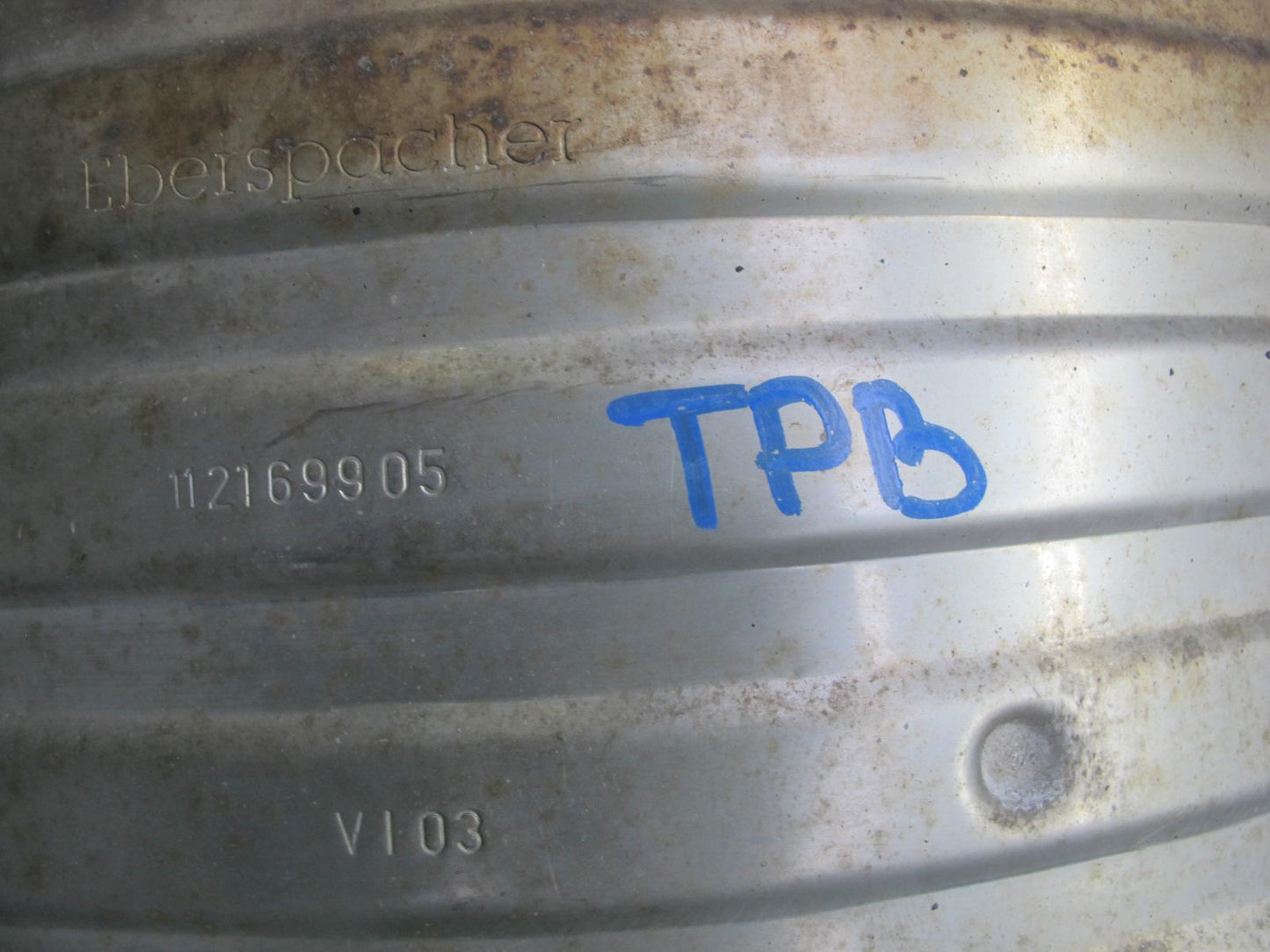 01-06 BMW E46 330ci Convertible Rear Exhaust Muffler 7502553 OEM