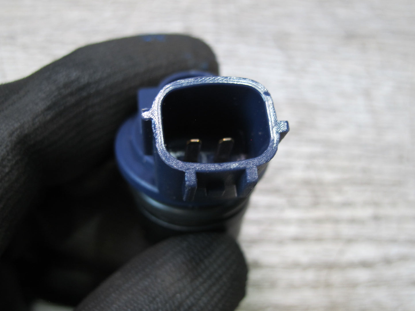 90-96 Nissan Z32 300ZX Turbo Set of 4 RED & Blue Fuel Injector