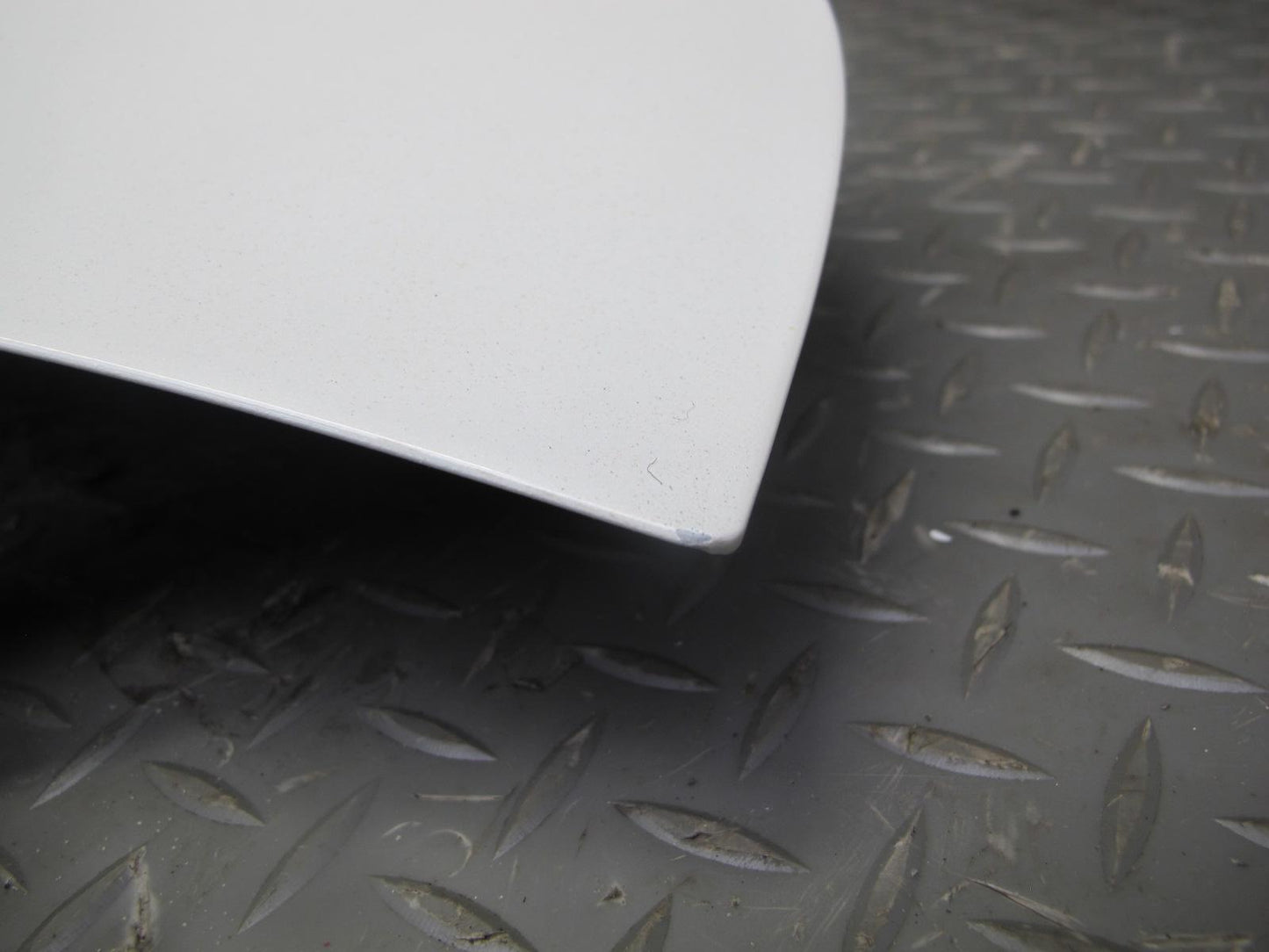 96-98 Toyota MARK2 JZX100 Tourer Rear Trunk Deck Lid Shell Panel Cover OEM