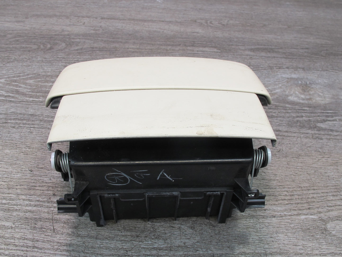 02-08 Lexus SC430 Rear Center Console Compartment Storage Ecru OEM