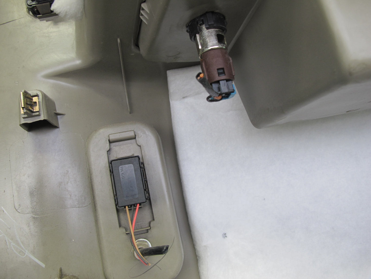 2003-2004 Hummer H2 Rear Right Pass Side Trunk Quarter Trim Cover Panel