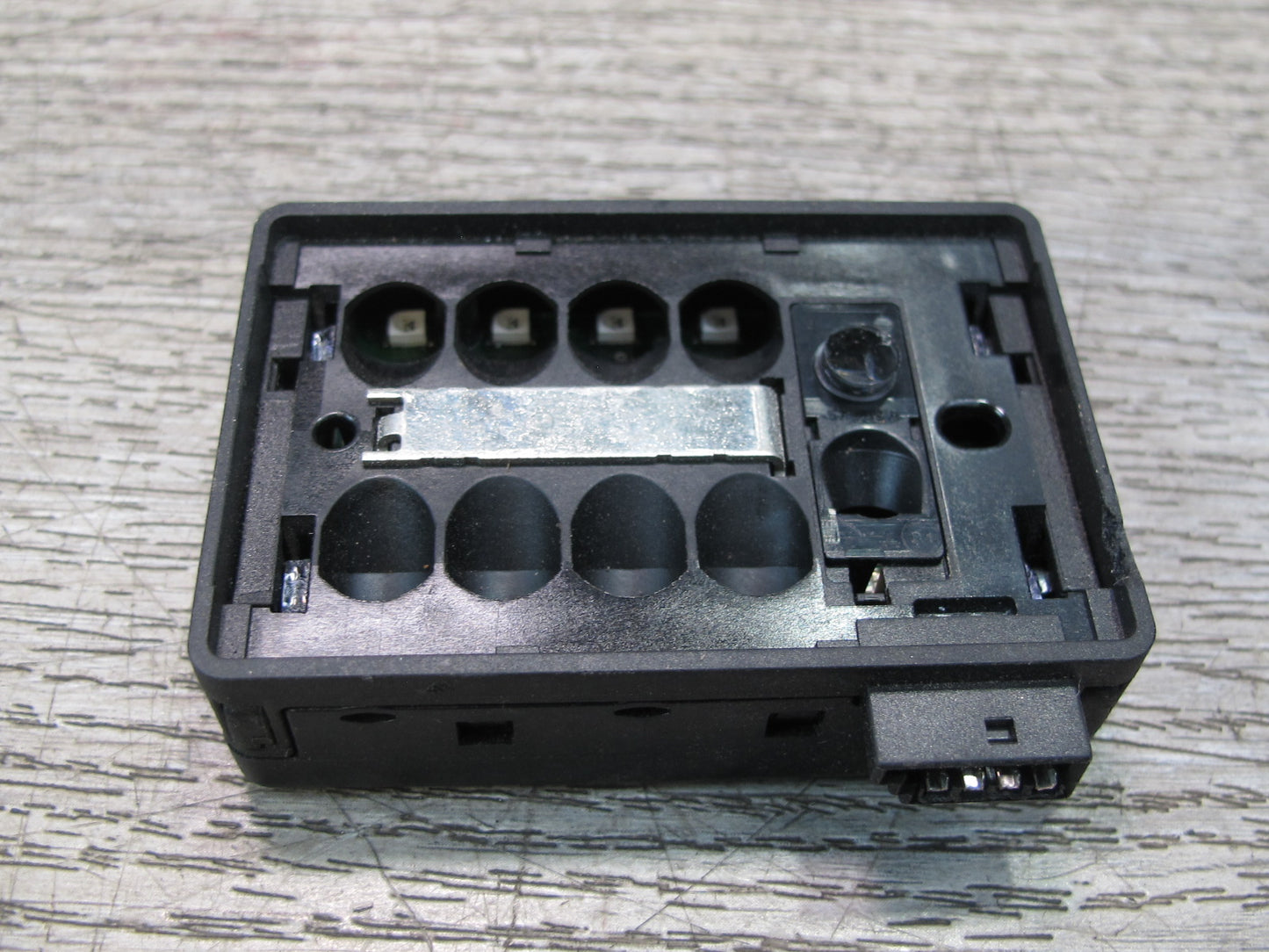 01-06 BMW E46 330ci Windshield Rain & Solar Light Sensor 6923954 OEM