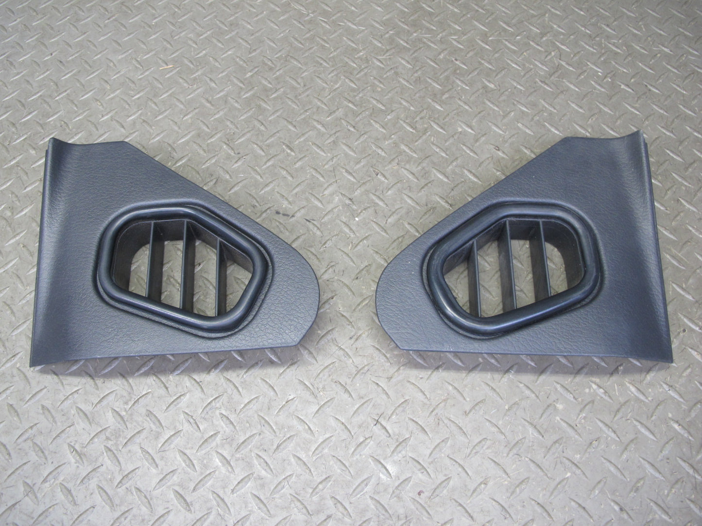 90-96 Nissan Z32 300ZX Set of 2 Dash END Trim Cover Panel Air Vent Black OEM