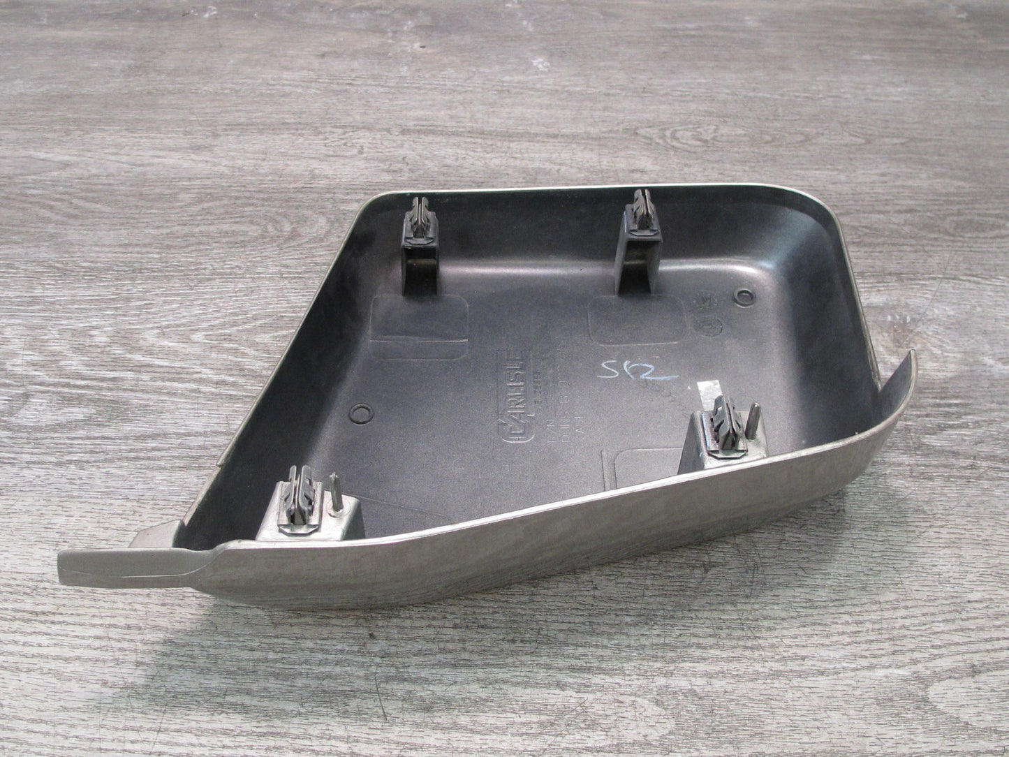 2003-2009 Hummer H2 Front Left Driver Side Cowl Vent Panel END Cap Cover