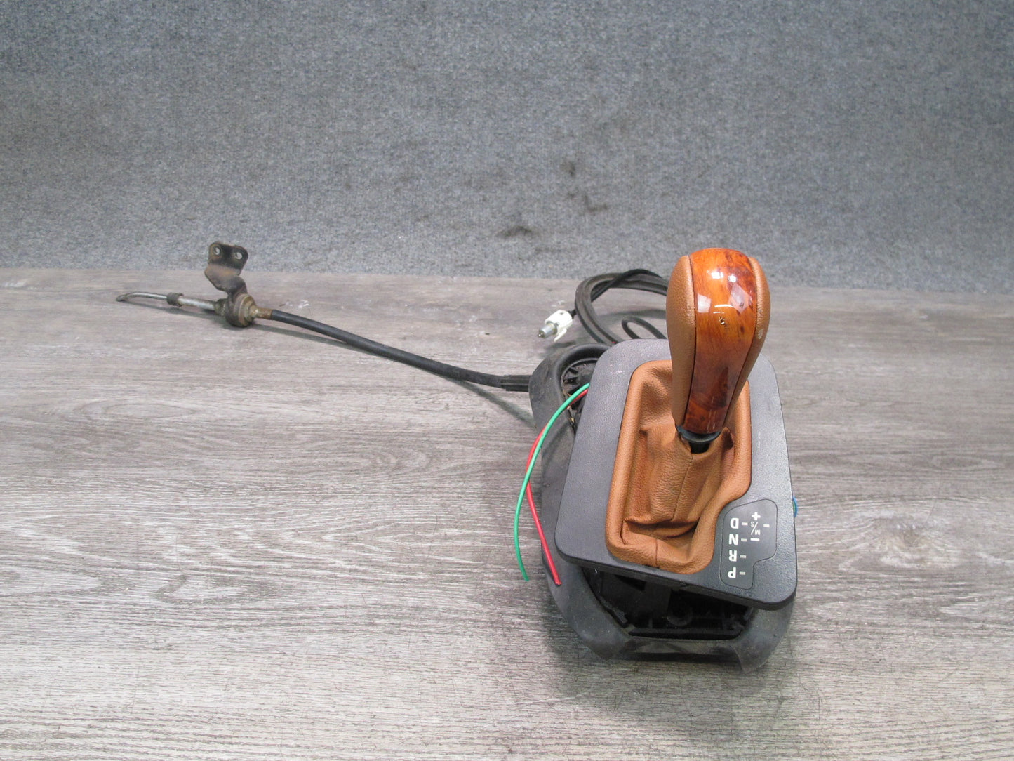 02-06 BMW E46 330ci A/T Automatic Transmission Gear Shifter w Cable & Knob OEM