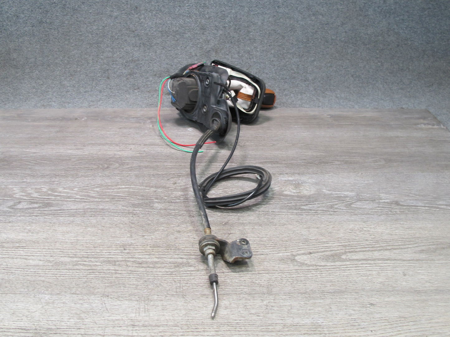 02-06 BMW E46 330ci A/T Automatic Transmission Gear Shifter w Cable & Knob OEM