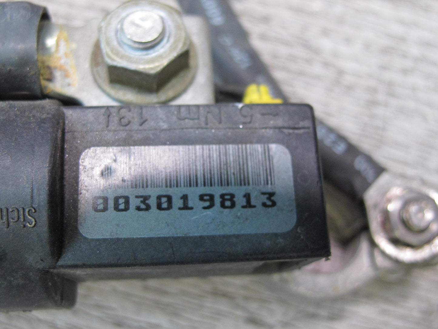 01-06 BMW E46 330ci M54 Convertible Plus Pole Positive Battery Cable 6903180 OEM