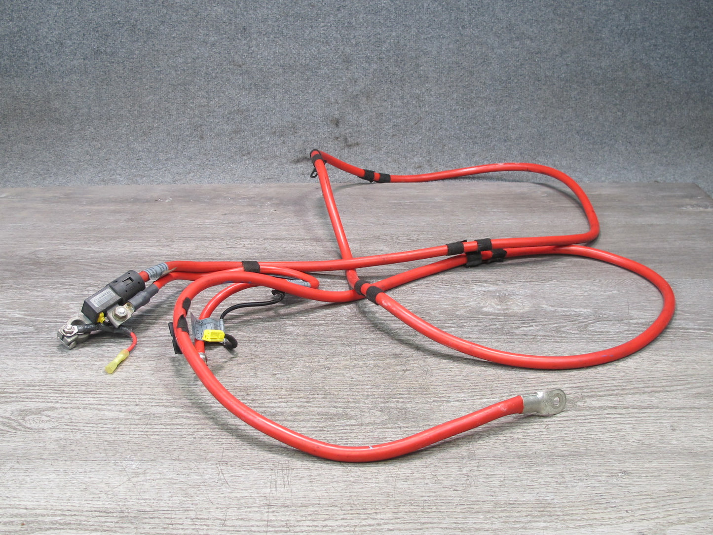 01-06 BMW E46 330ci M54 Convertible Plus Pole Positive Battery Cable 6903180 OEM