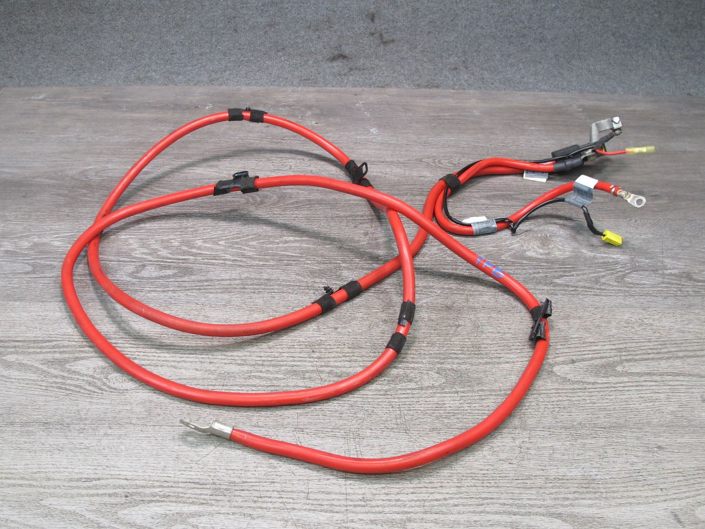 01-06 BMW E46 330ci M54 Convertible Plus Pole Positive Battery Cable 6903180 OEM