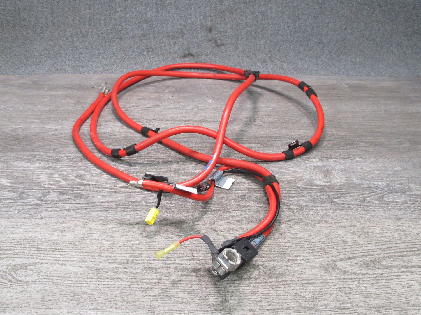 01-06 BMW E46 330ci M54 Convertible Plus Pole Positive Battery Cable 6903180 OEM