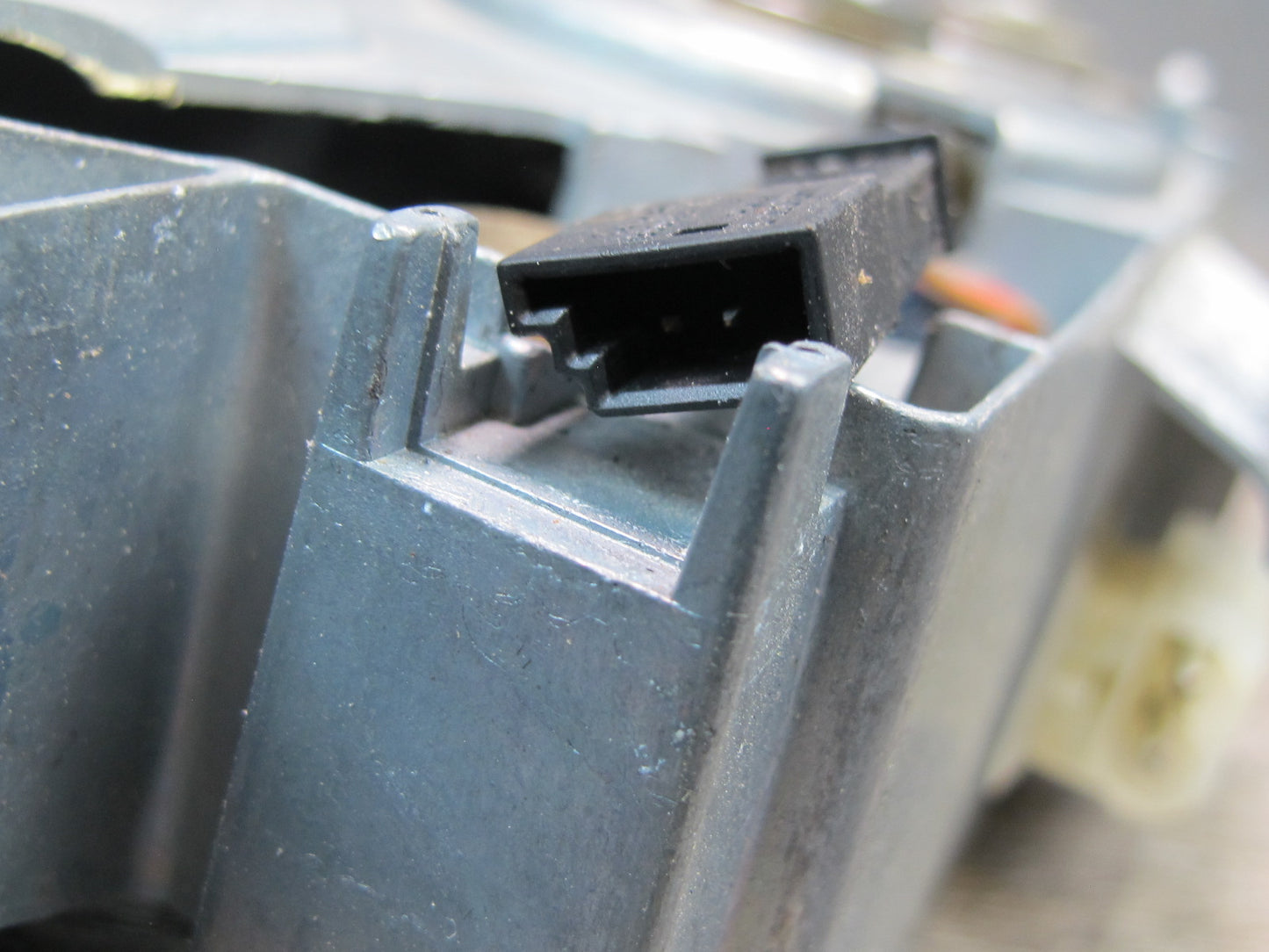 01-06 BMW E46 330ci Convertible Folding TOP Drive Motor Mechanism OEM