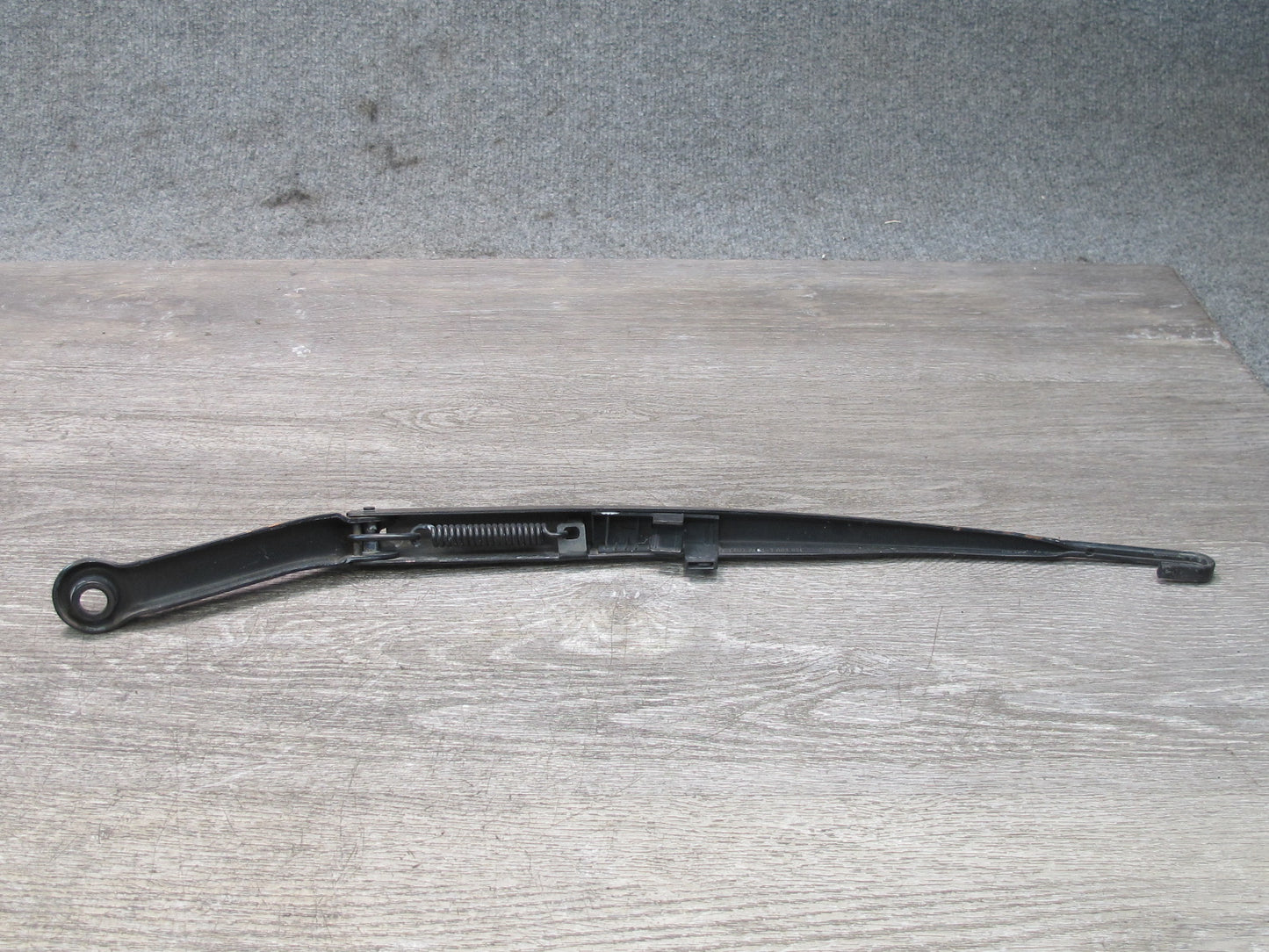 01-06 BMW E46 330ci Coupe Convertible Left & Right Windshield Wiper Arm Set OEM